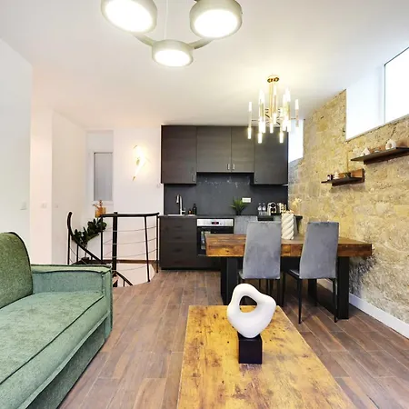 Charming - Ac- 2bd-8p - Port Royal *