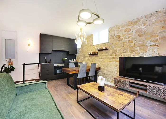 Charming - Ac- 2bd-8p - Port Royal * Paris
