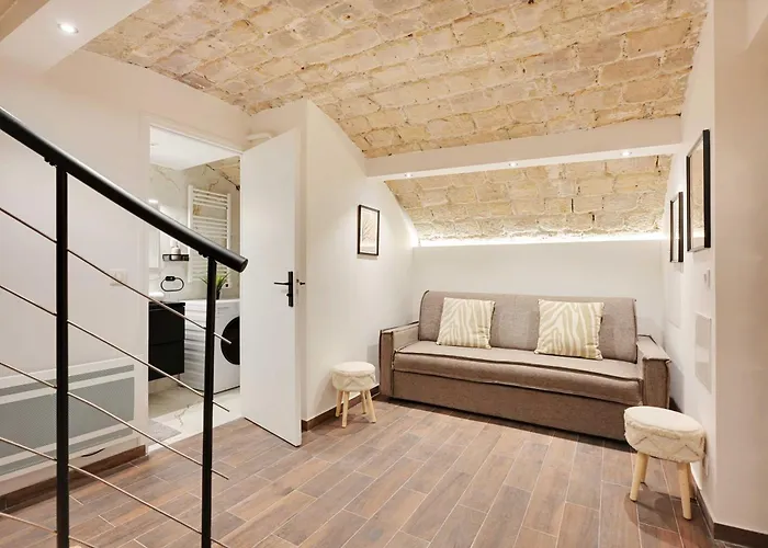 Charming - Ac- 2bd-8p - Port Royal Apartment *